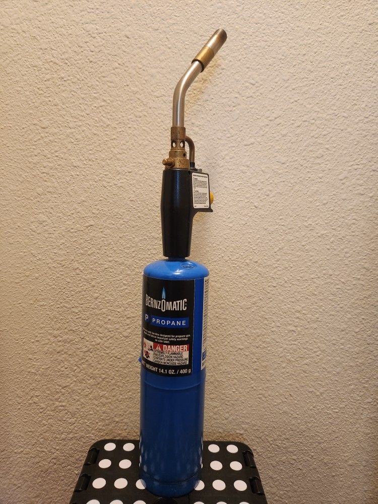 Bernzomatic DuraCast 8000 Torch and Propane