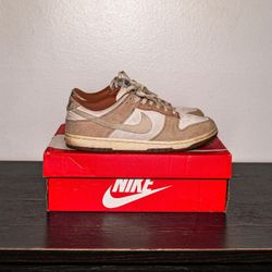 Nike Dunk Low “Medium Curry” Men’s Size 10