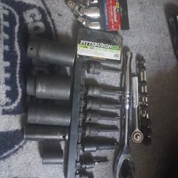Sockets 
