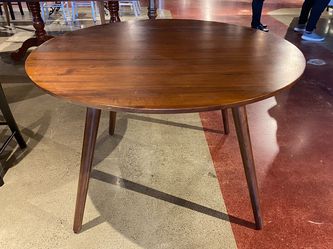 ARTICLE Seno 47″ Round Dining Table – Walnut