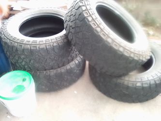Set of klever R/T Kenda LT275/70r18 125/122R