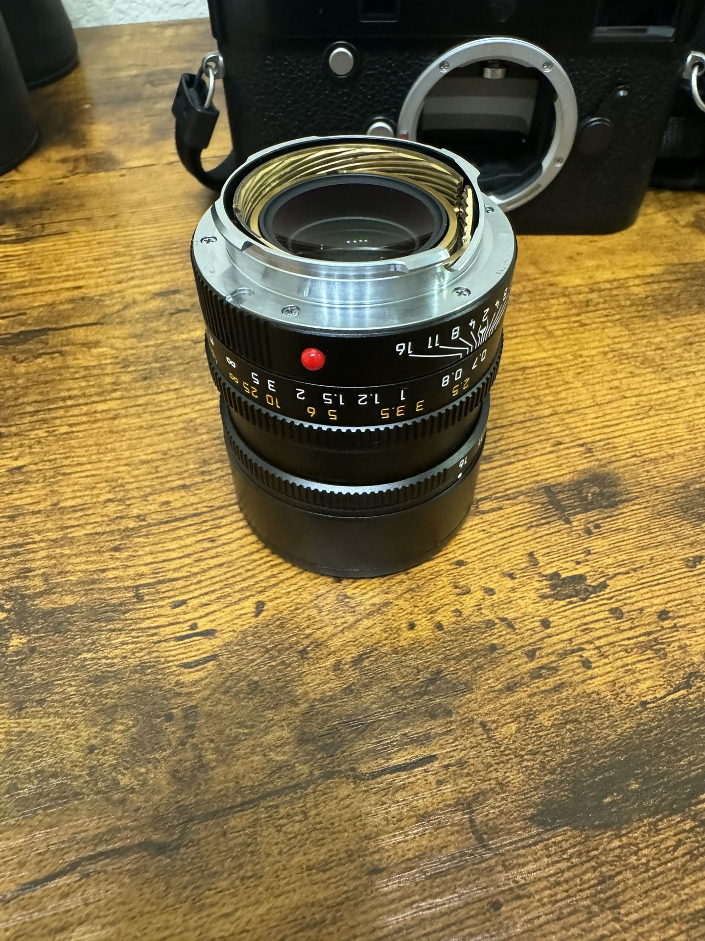 LEICA CAMERA 50mm/F2.0 Summicron M Series Lens