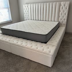 NEW QUEEN AND KING SIZE STORAGE LUXURY BED WITH MATTRESS ONLY SELL BRAND NEW IN BOXES 