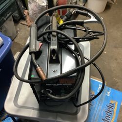 Chicago Electric Waller 90 Amp  Flux Wire Welder