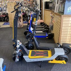 TOMOFREE L7 Dual Motor Electric Scooter 