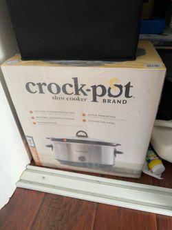 Brand New Crock-Pot 7-Quart Manual Slow Cooker (Unopened)