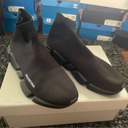 100$ Balenciagas