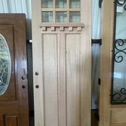 8’0 Wood Front Door w/ Mantle