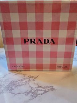 Prada gift set for women