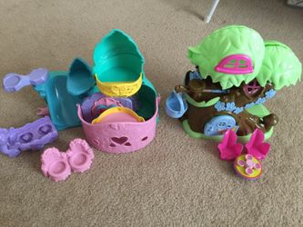 Girls 2 playsets