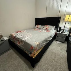 Queen Bed