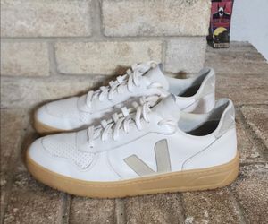 Veja V-10 Sneakers Size 45 Men's