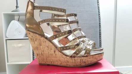 Carlos Santana Bronze Wedges NEW