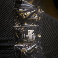 Dodge Ram Truck 1500 Ram 2500 5/8" VALVE HOLE FITMENT KIT