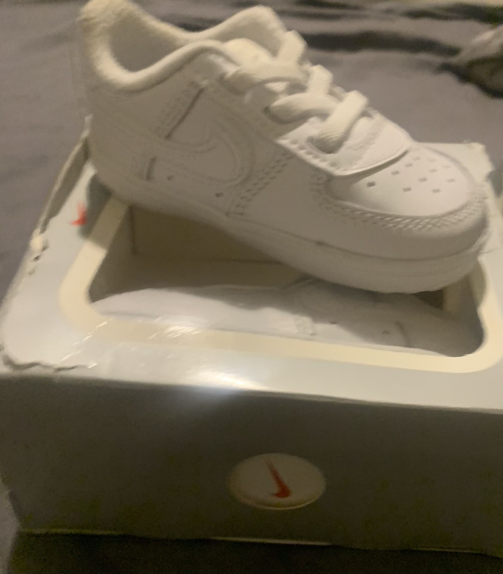 White Nike Force 1 Soft Bottom Size 4c