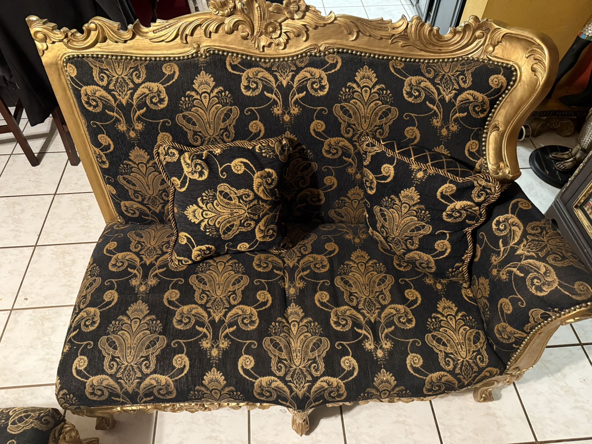 Victorian Style Black & Gold Sofa Set
