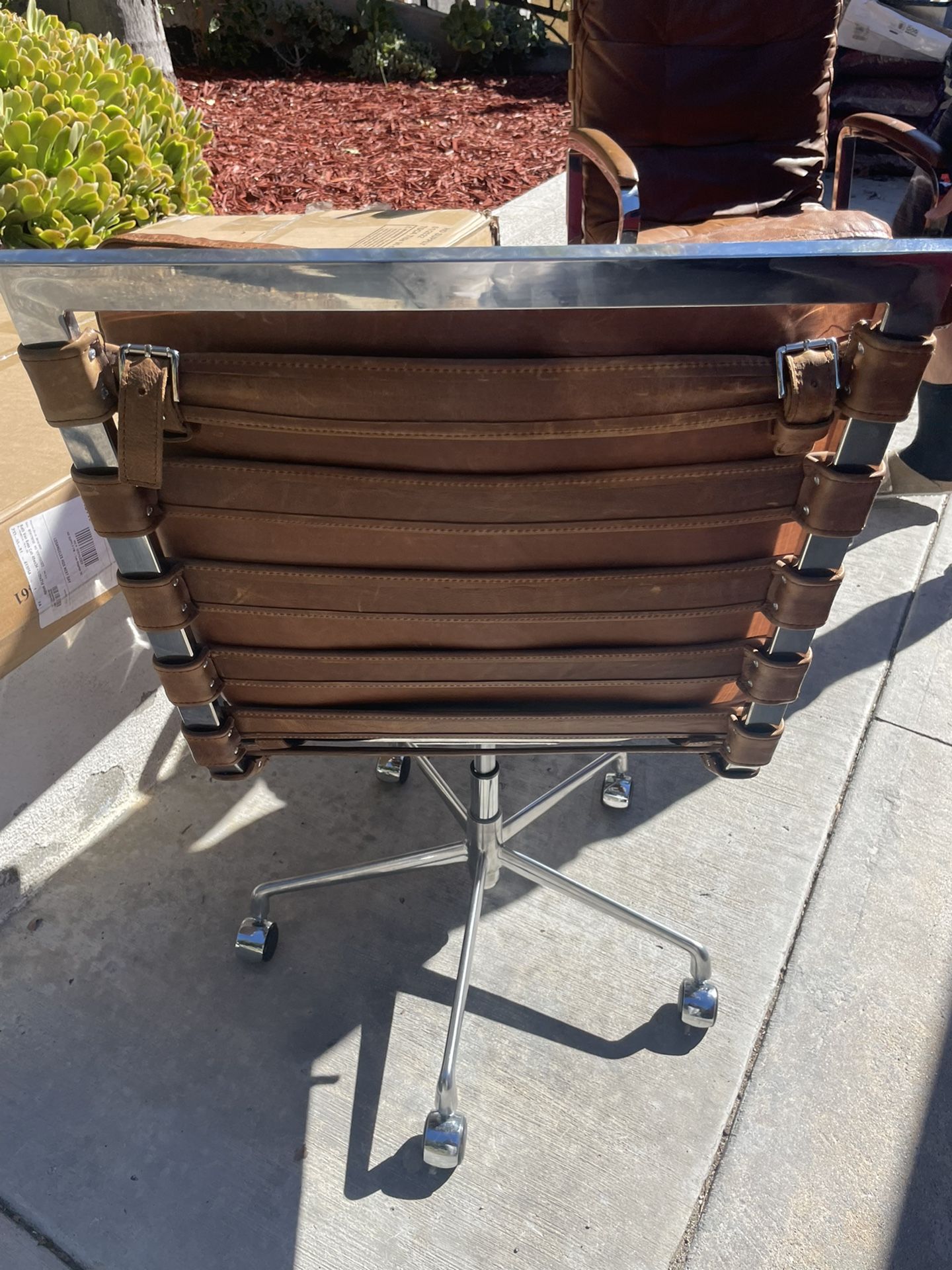 Restoration Hardware Oviedo Leather Desk Chair for Sale in Tujunga, CA