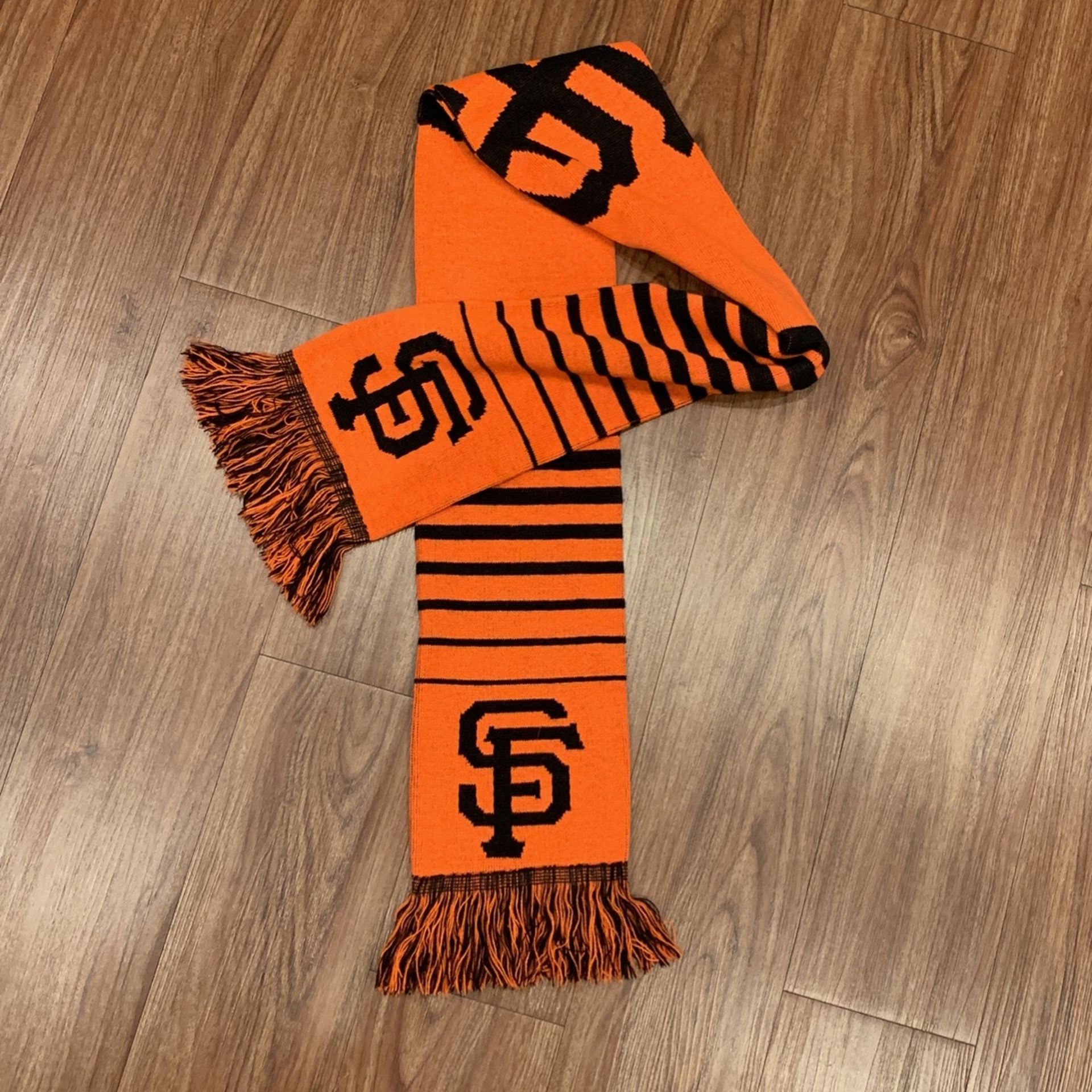 Giants Scarf