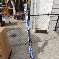 Atomic Snow Skiis 176