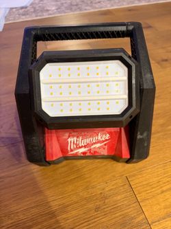 Milwaukee light