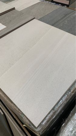 Porcelain tile