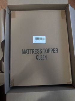 Brand New Queen Size Memory Foam Mattress Topper