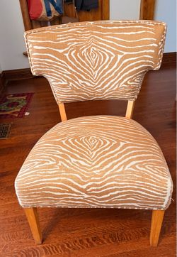 Sitting Chair