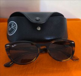 Ray-Ban Sunglasses Tortoise Shell Brown by Luxottica