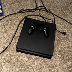 PS4 W/ Games 