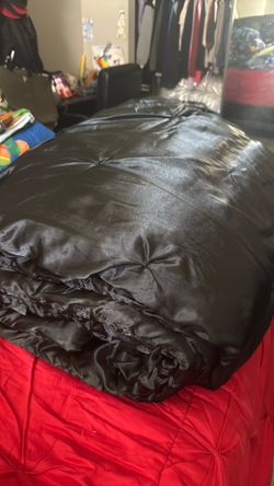 Edredón Negro Satin