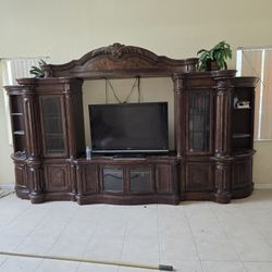 500 Dollars To go ASAP include The TV