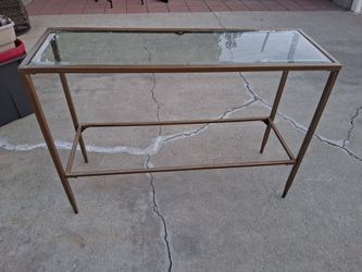 Nice  console table