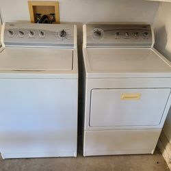 Washer and  Dryer Set $250.