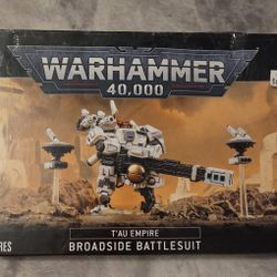 Warhammer 40,000 T'au Empire Broadside Battlesuit