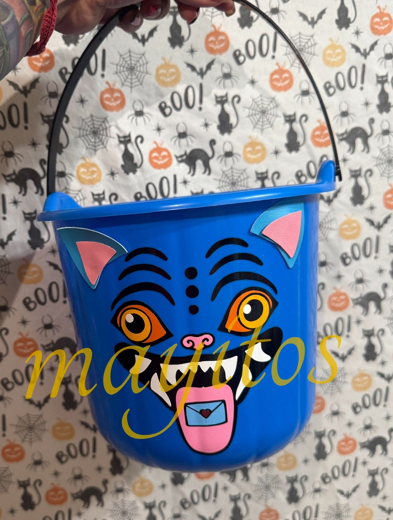  K-Pop Demon Hunters Candy Buckets – Featuring huntrix / Saja Boys & The Derpy Cat! 🎃