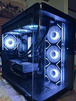 GAMING PC - RTX 4070/ Ryzen 7 7800X3D/ 32gb Ram/ 1 tb ssd