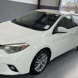 2014 TOYOTA COROLLA LE PLUS