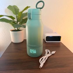 Momcozy Portable Bottle Warmer like new