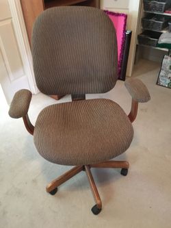 Office chair, adjustable w mat