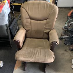 Shermag Rocking Chair Great Condition