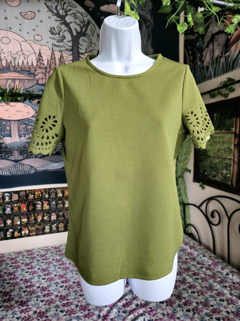 Solid Green Lazer Cut Scalloped Shirt Top Blouse Small