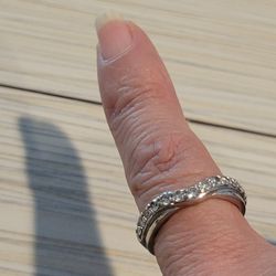 Diamonds Ring
