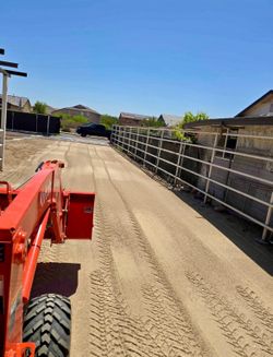 🚜Tractor free yard