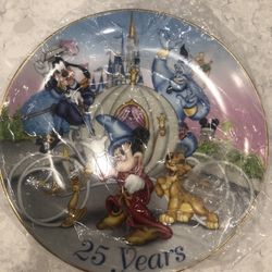 Disney 25 Yr Anniversary Plate. New In Plastic