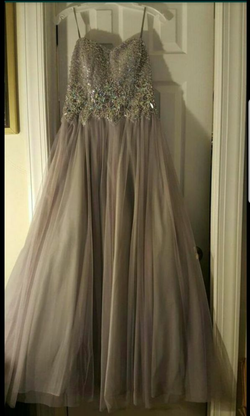 Absolutely Gorgeous Dress ❣GREAT FOR PROM