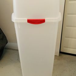 Sterilite Storage Container
