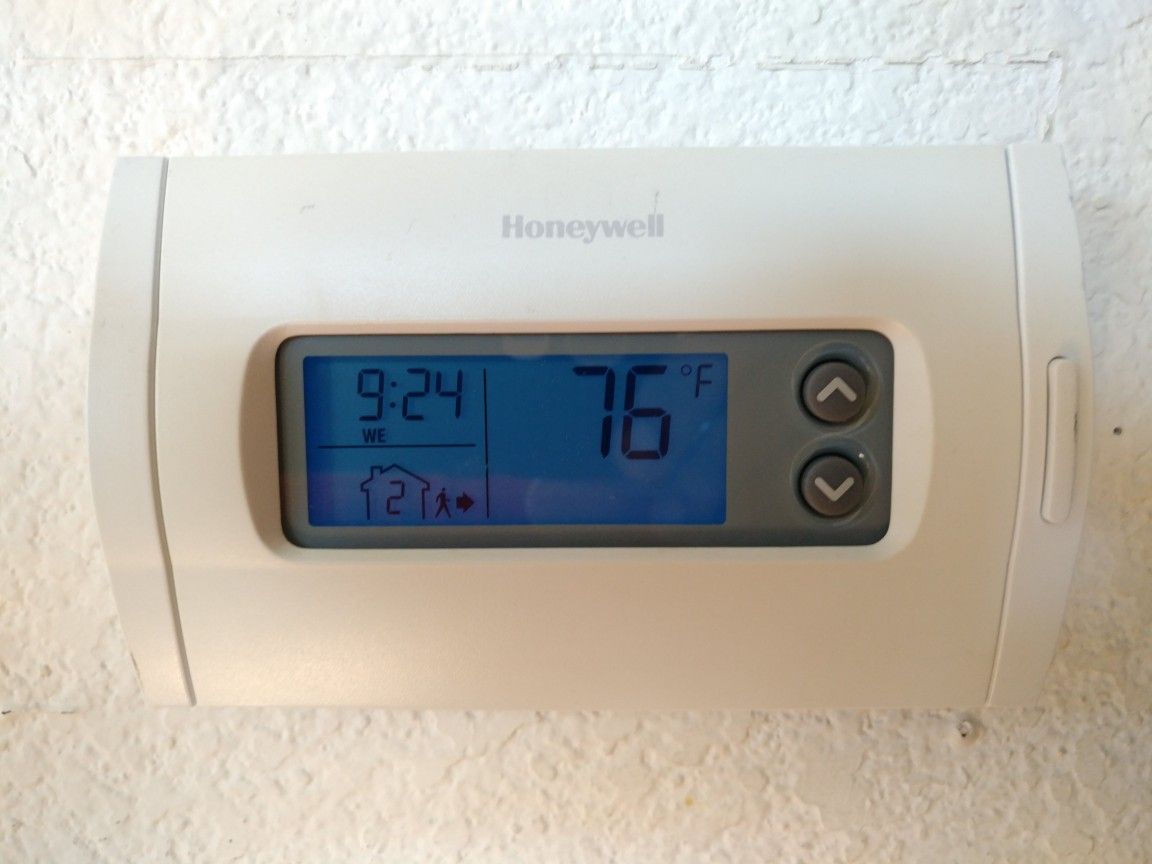 Honeywell RTH2310B 5-2 Day Programmable Thermostat