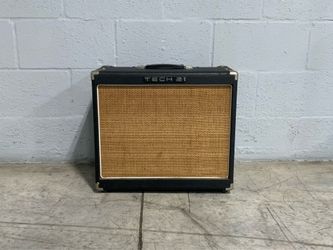 60W Guitar Combo Amp - Tech 21 Trademark 60
