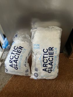 (2) 7lb Bags of Arctic Glacier Premium Ice