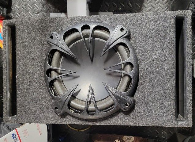 12” JL Audio Subwoofer Box With 1200 Watt Sony Amp !! Old School!!